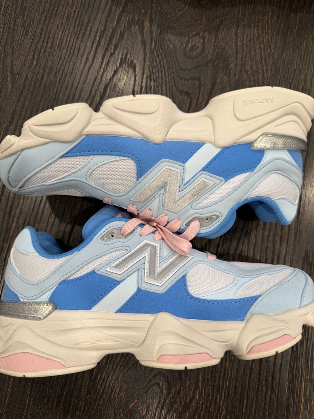 New Balance 9060 Blue White GS size 6.5Y